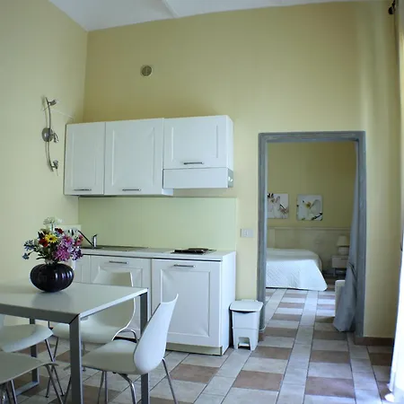 Manassei Aparthotel