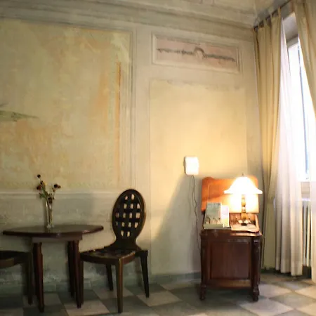 Manassei Aparthotel