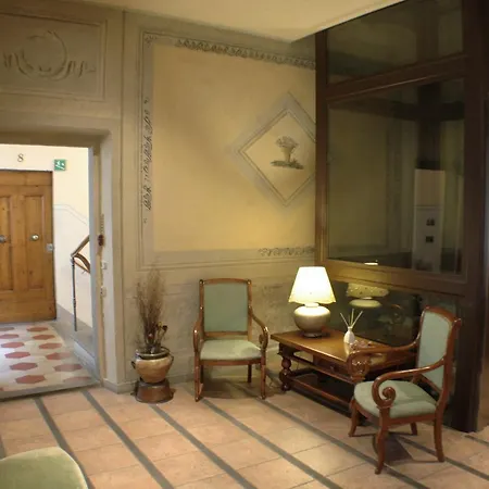 Manassei Aparthotel Prato (Prato)