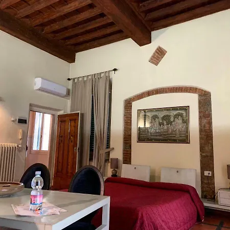 Manassei Aparthotel Prato (Prato)